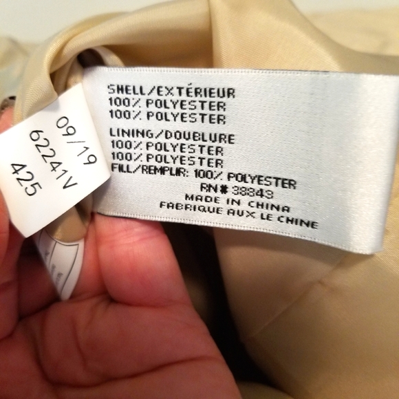 Via Spiga Gold Quilted Woman’s coat. Size Sm - Picture 7 of 13